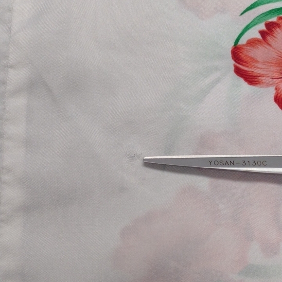 Vintage Floral Kimono Sleeve Tunic - White and Red,Plus - Picture 12 of 12